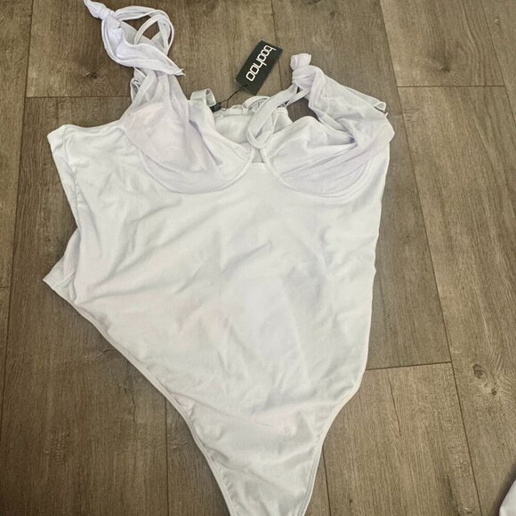 Boohoo Plus Tie Shoulder Underwired Swimsuit | Size 24 | NWT 💖 - Picture 2 of 4